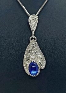 Sinise safiiriga ripats